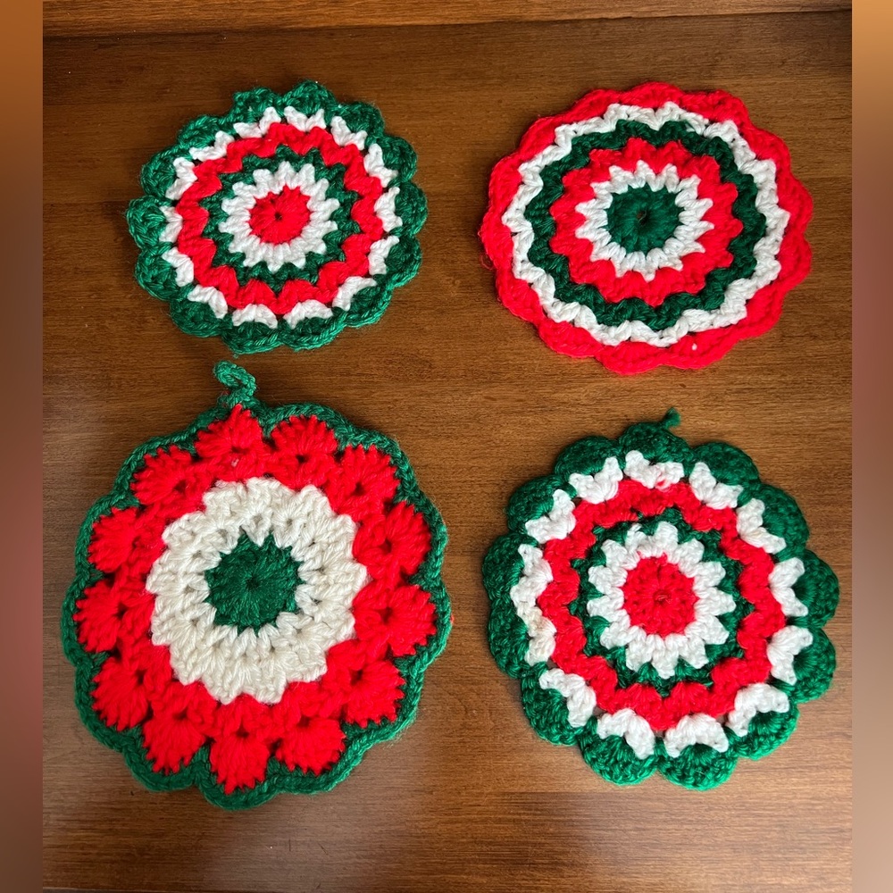 (4) Vintage Hand Made Crocheted red green and white pot holders, hot pads